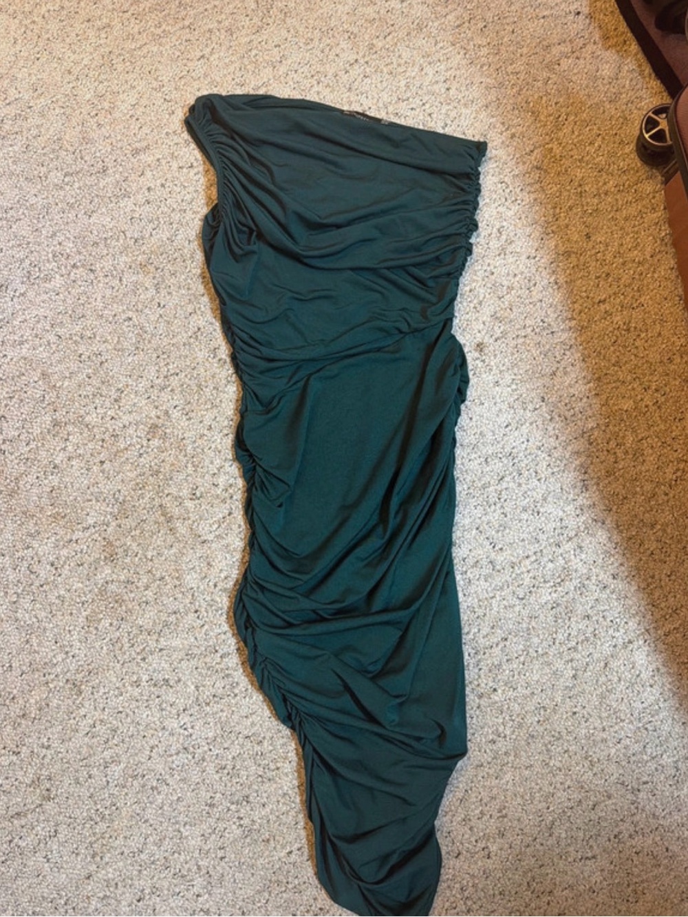 PrettyLittleThing One-Shoulder Ruched Dress in Teal